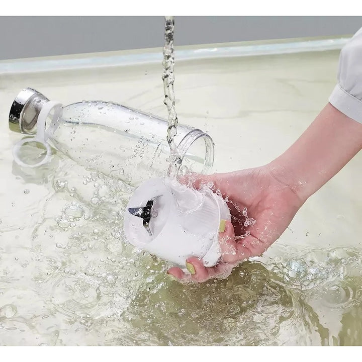 AOVO Fresh Juice hordozható turmixgép 350 ml, hordozható, akkumulátor, vezeték nélküli töltés, öntisztító, 50 W teljesítmény, fehér