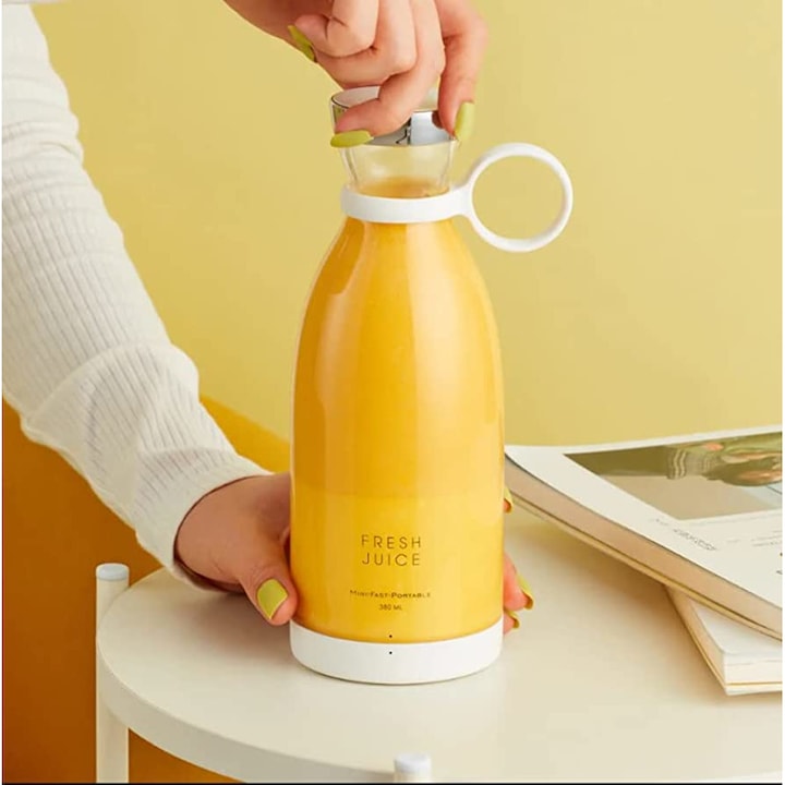AOVO Fresh Juice hordozható turmixgép 350 ml, hordozható, akkumulátor, vezeték nélküli töltés, öntisztító, 50 W teljesítmény, fehér